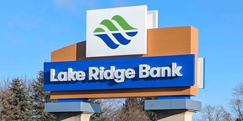 Lake Ridge Bank Promotions